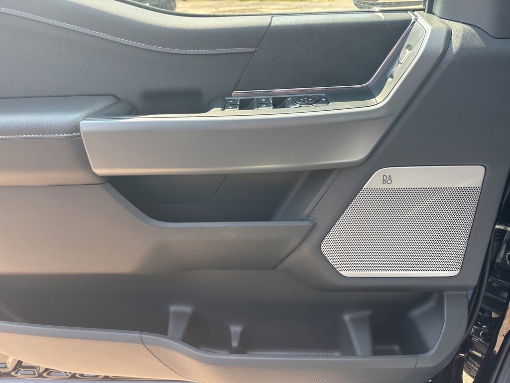 New 2025 Ford F150 XLT w/ Equipment Group 303A High image 20