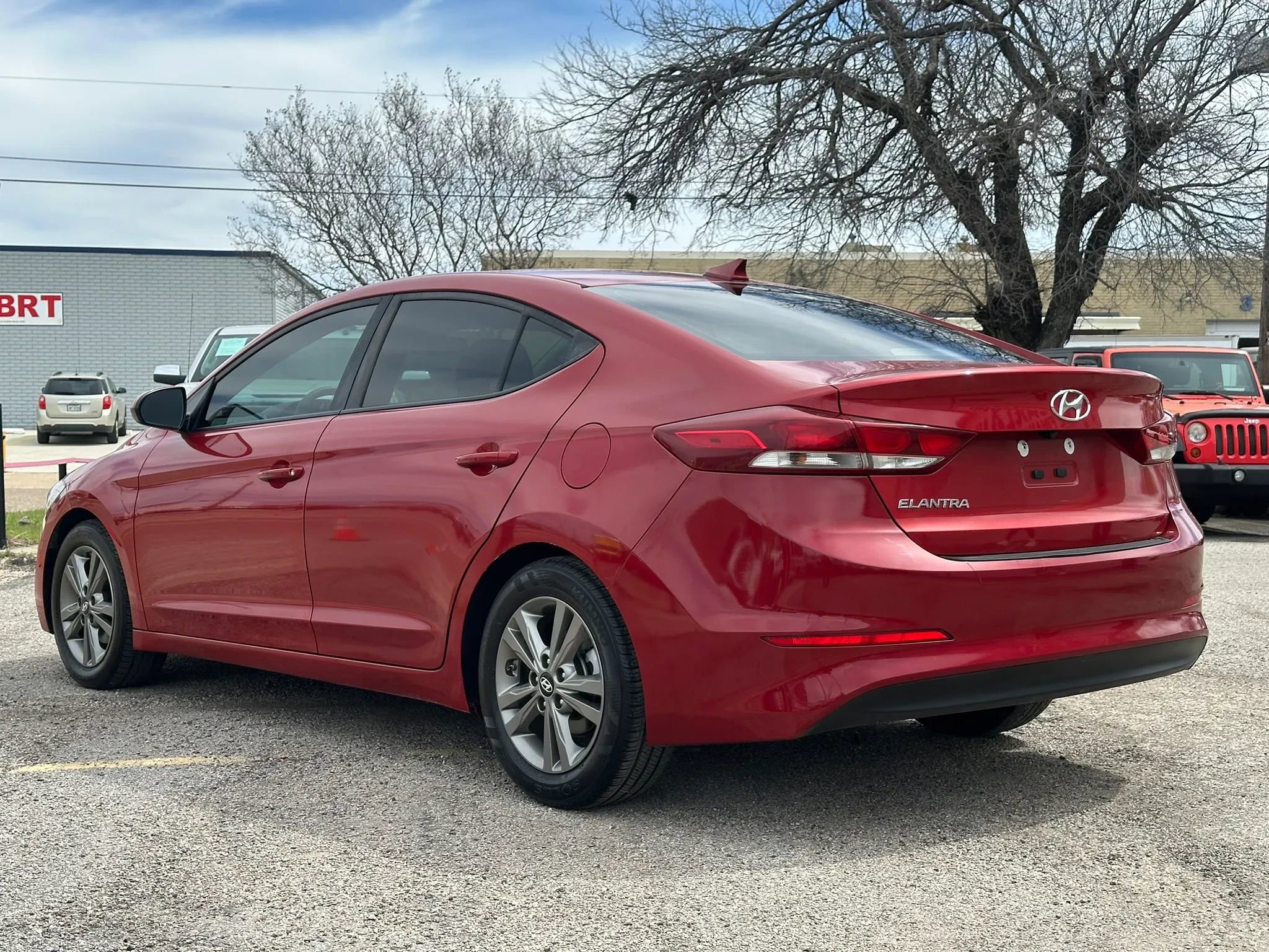 Used 2018 Hyundai Elantra SEL FWD image 4