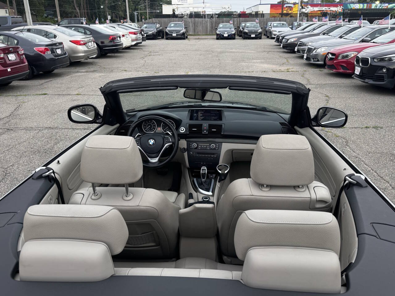 Used 2013 BMW 135i Convertible RWD image 21
