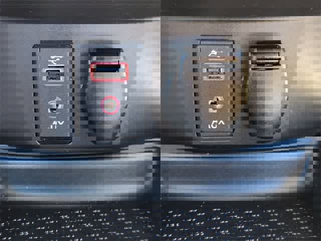 Used 2017 Nissan Rogue SL w/ SL Premium Package image 34