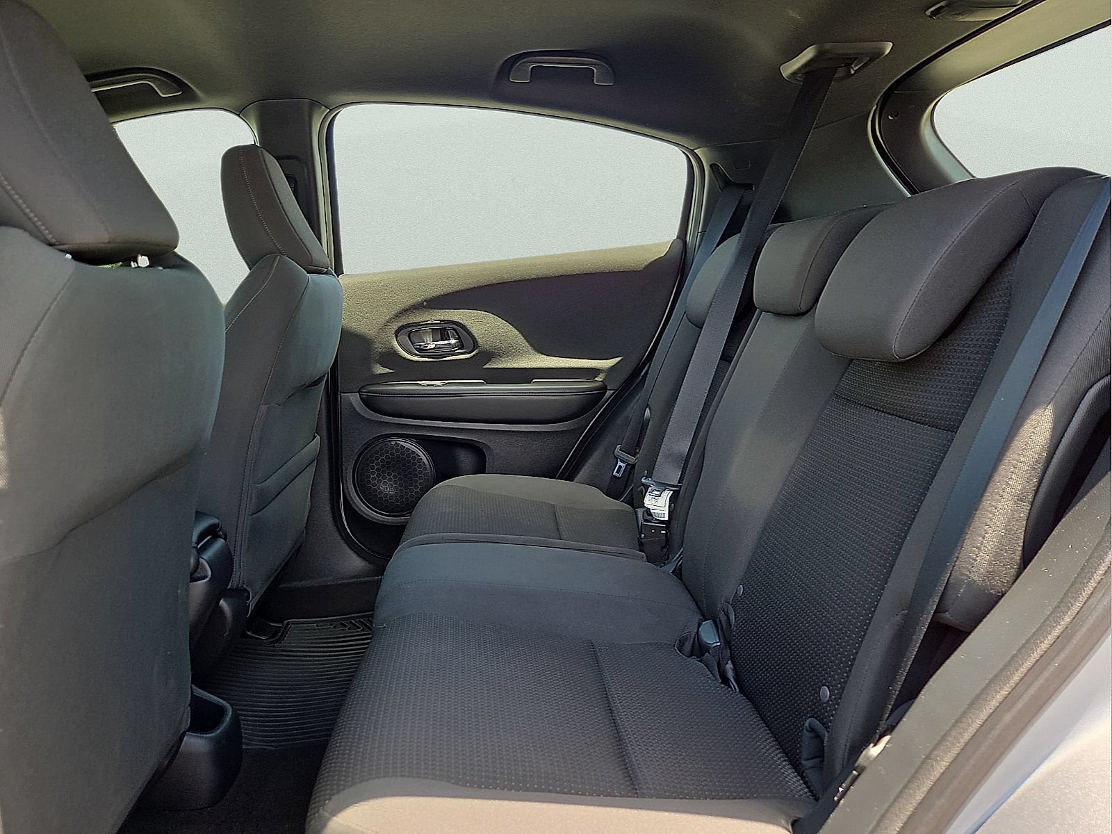 Used 2019 Honda HR-V Sport image 10