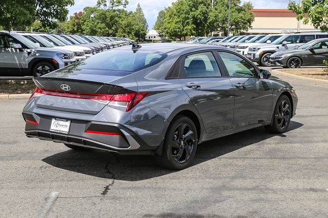 New 2026 Hyundai Elantra Sport FWD image 5
