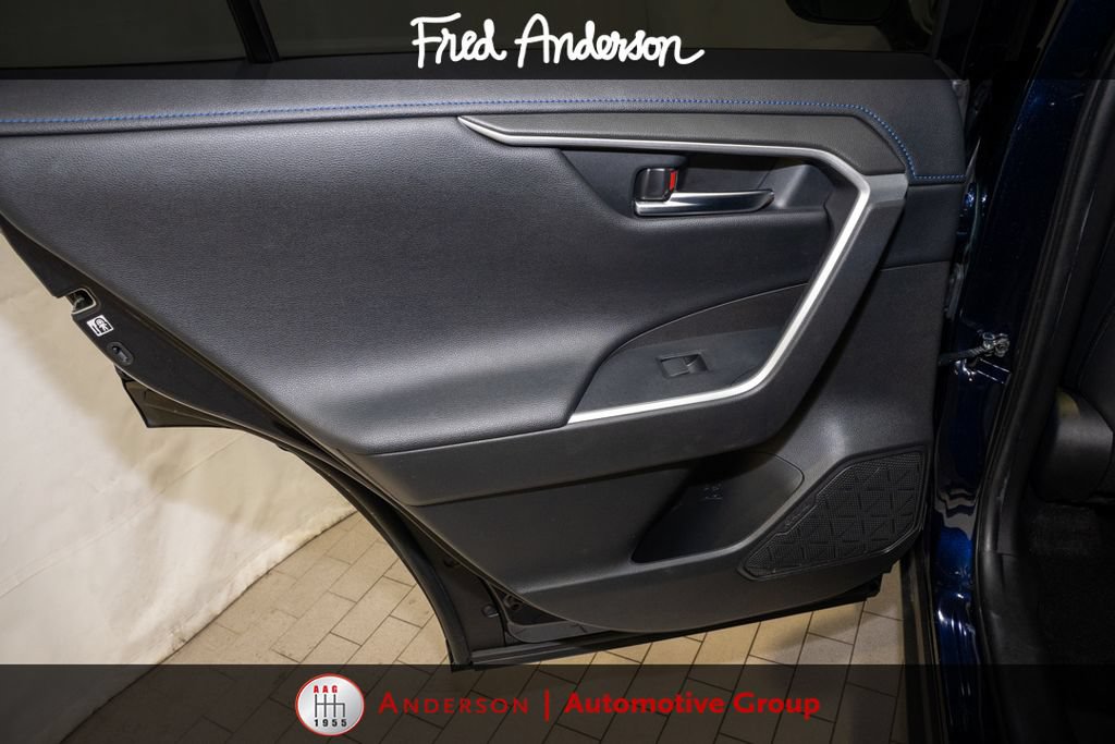 Used 2020 Toyota RAV4 XSE w/ XSE Grade Weather Package AWD/4WD image 11