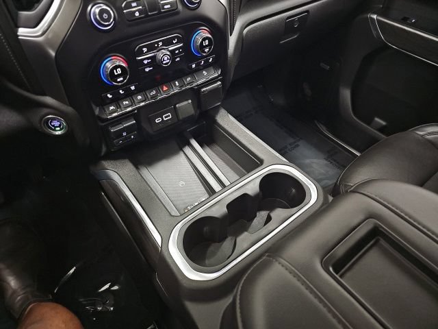 Used 2020 Chevrolet Silverado 1500 LTZ AWD/4WD image 23