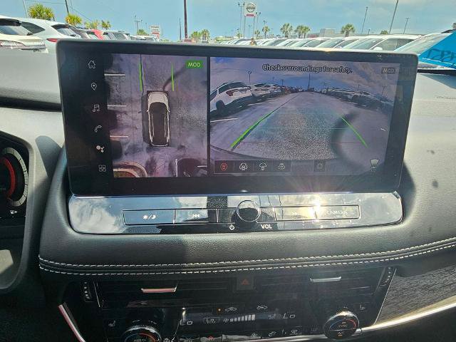 Certified 2025 Nissan Rogue Platinum w/ Platinum Premium Package FWD image 28
