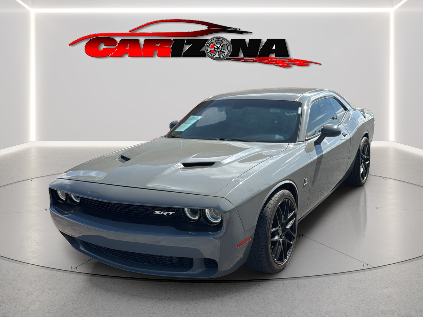Used 2017 Dodge Challenger R/T Scat Pack w/ Driver Convenience Group RWD image 4