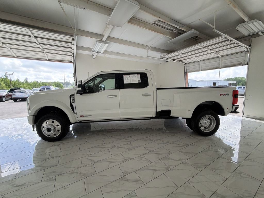 Used 2026 Ford F450 Platinum w/ Platinum Plus Package AWD/4WD image 5