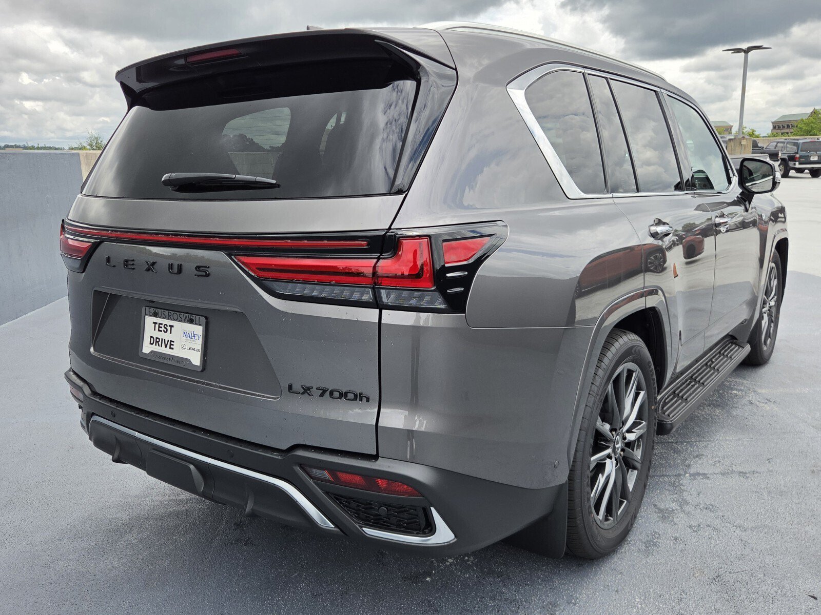 New 2026 Lexus LX 700h F Sport AWD/4WD image 5
