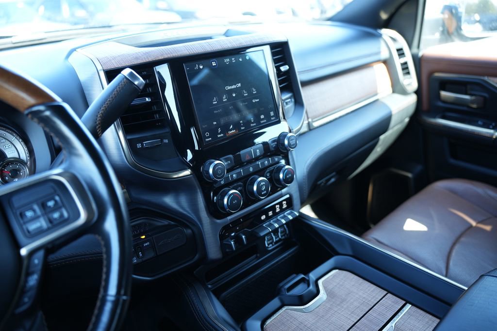 Used 2022 RAM 2500 Limited image 32