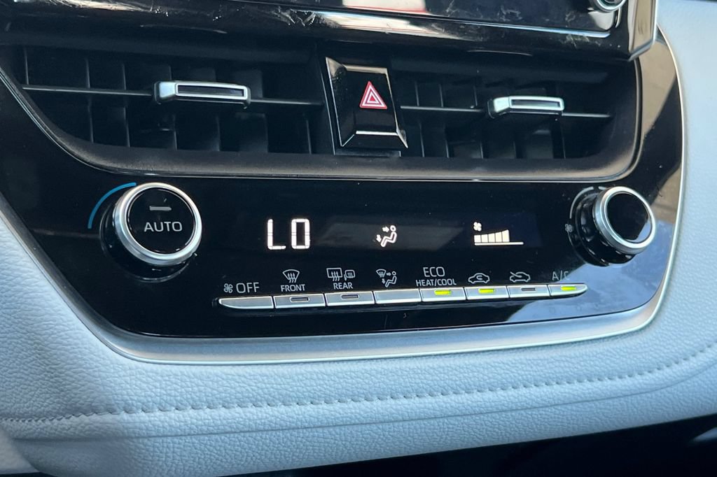 Certified 2020 Toyota Corolla SE FWD image 18