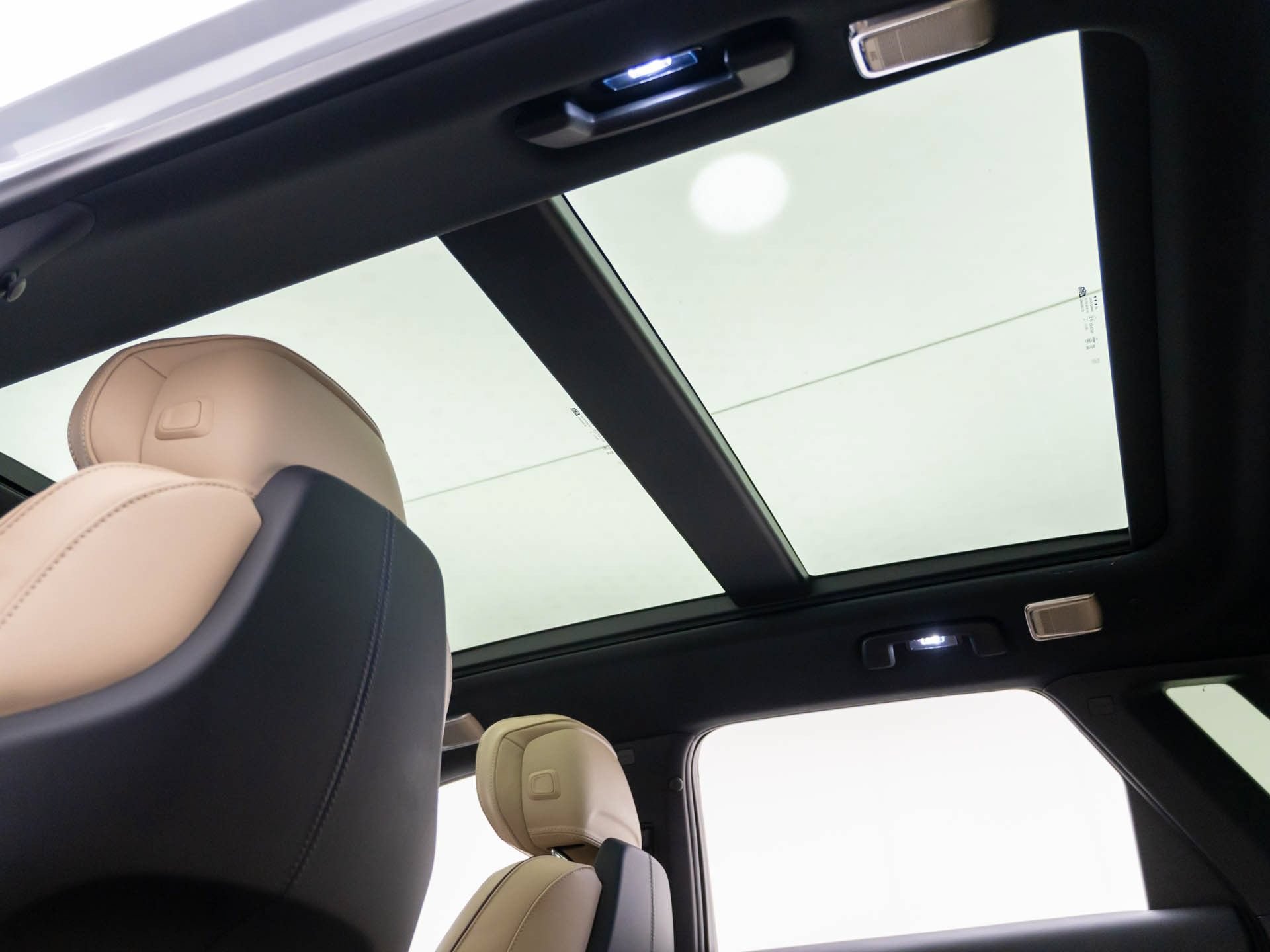 Certified 2026 Cadillac Lyriq Signature Luxury w/ Nappa Leather Package AWD/4WD image 23