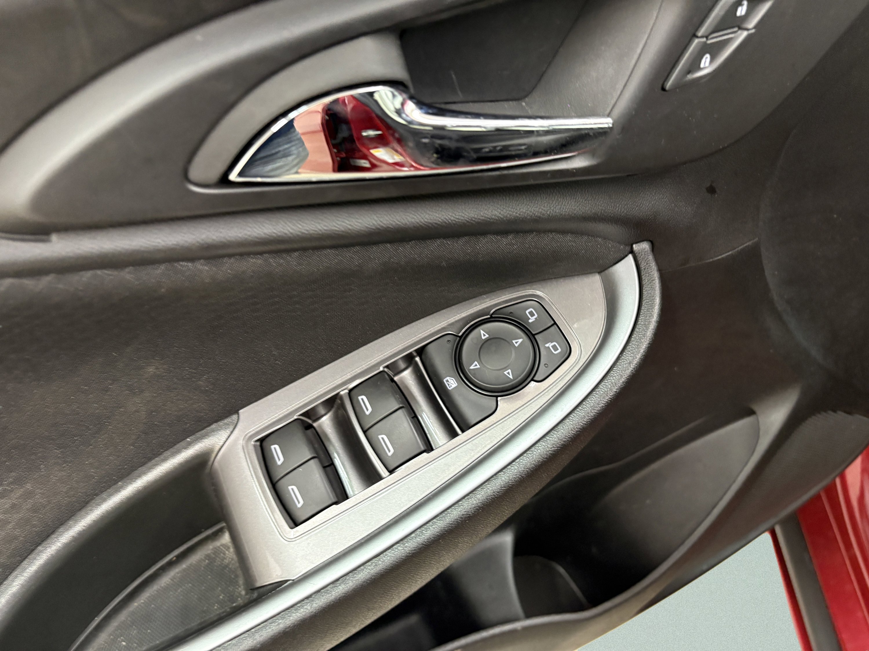 Used 2024 Chevrolet Malibu RS FWD image 24