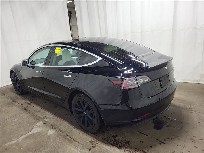 Used 2019 Tesla Model 3 Standard Range Plus image 9