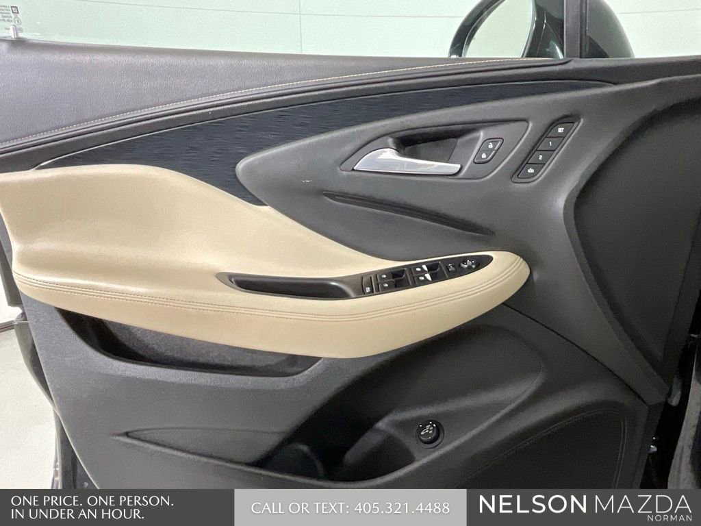 Used 2017 Buick Envision Essence image 20