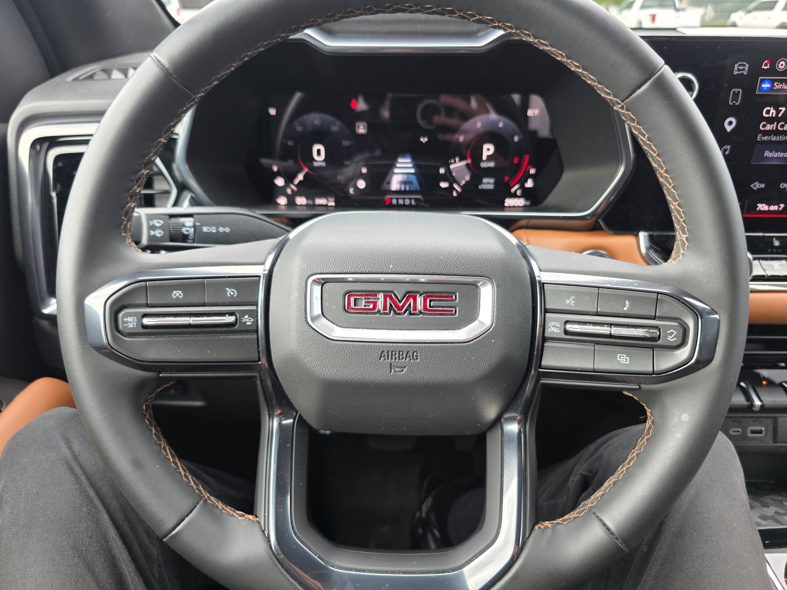Used 2026 GMC Canyon AT4 AWD/4WD image 13