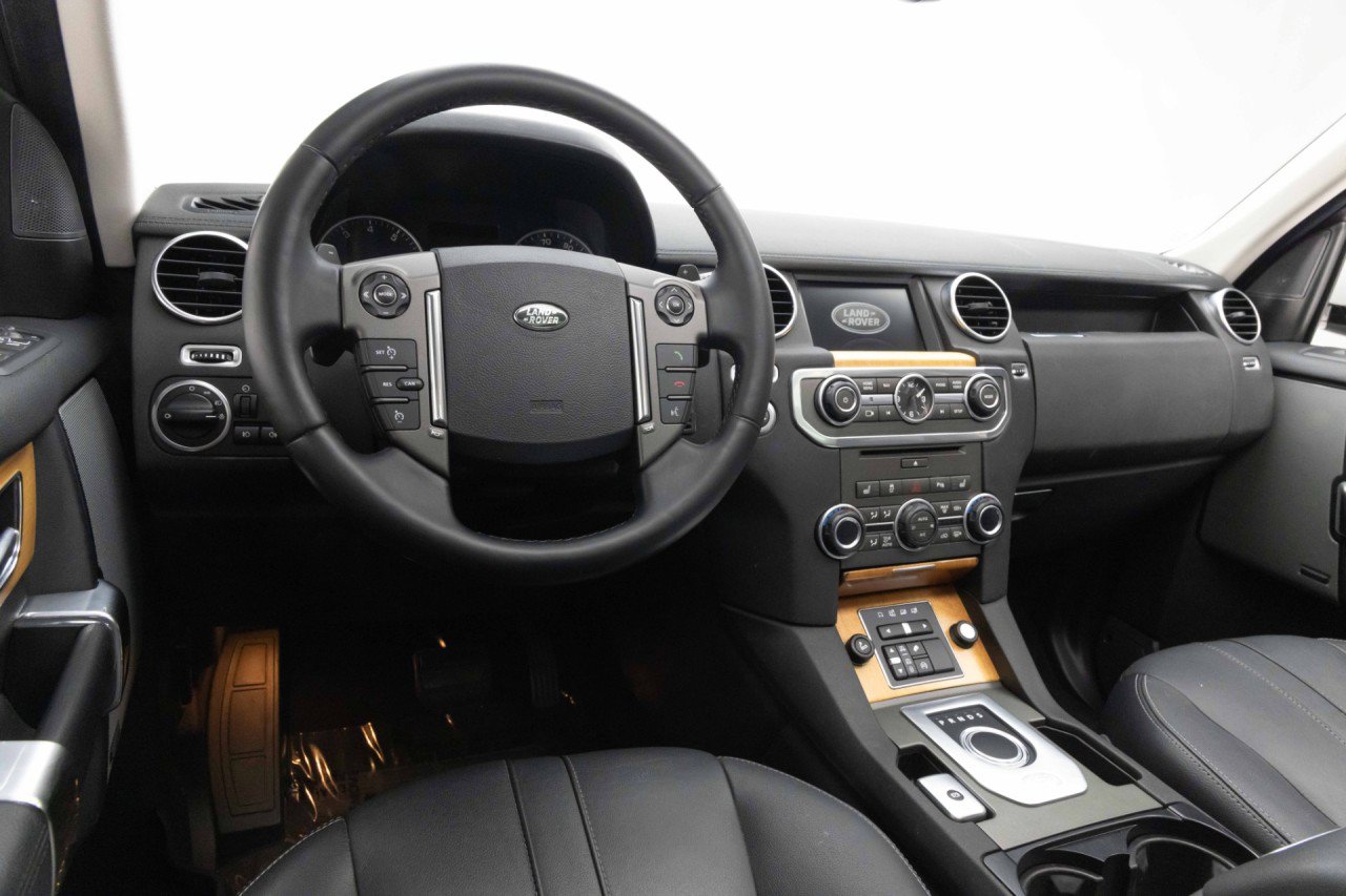 Used 2014 Land Rover LR4 HSE AWD/4WD image 6
