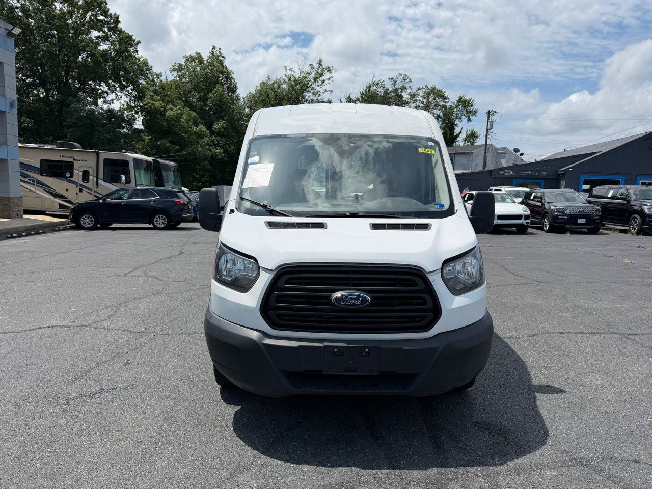 Used 2019 Ford Transit 250 148 Medium Roof RWD image 3