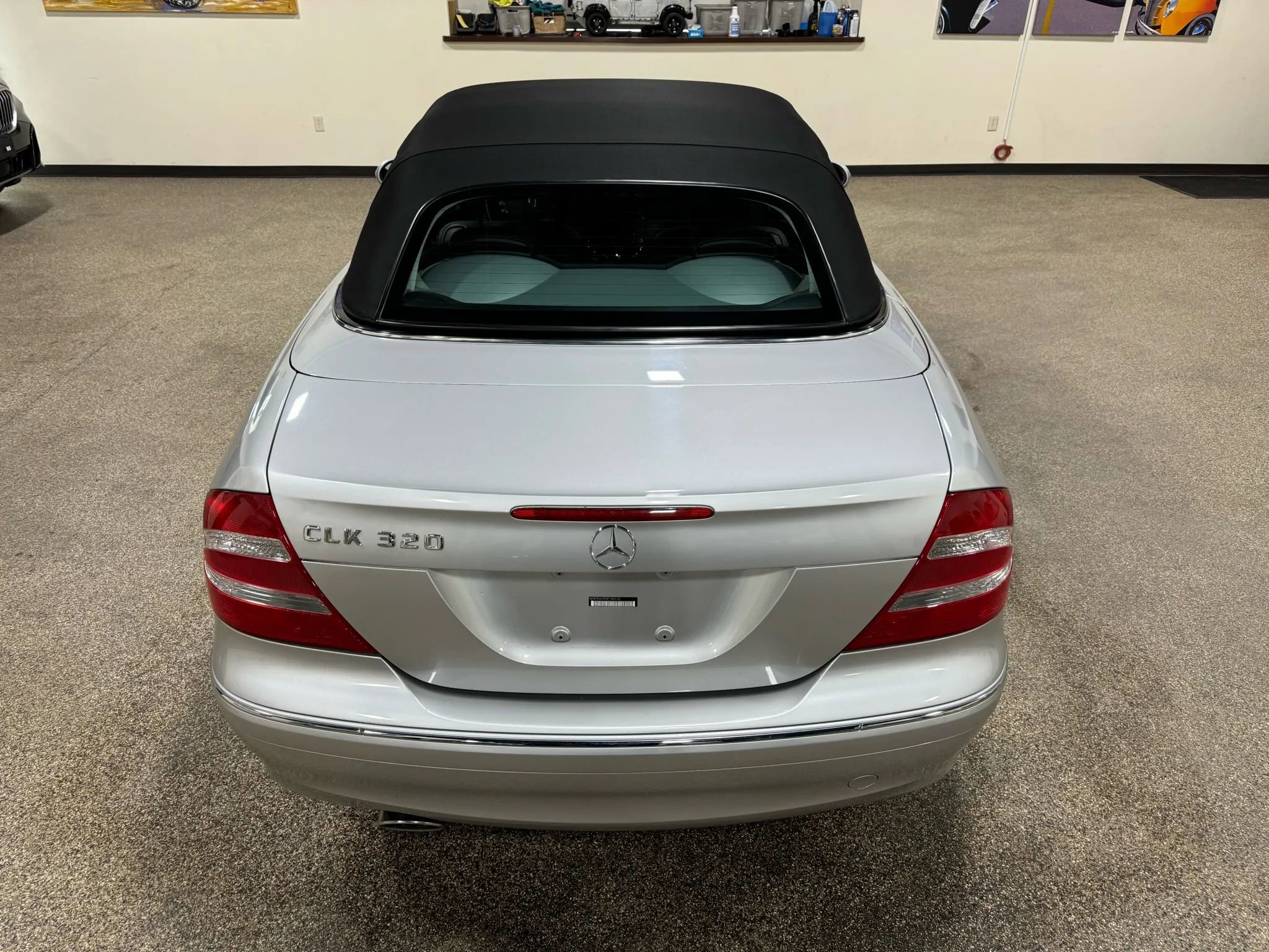 Used 2005 Mercedes-Benz CLK 320 Cabriolet image 19
