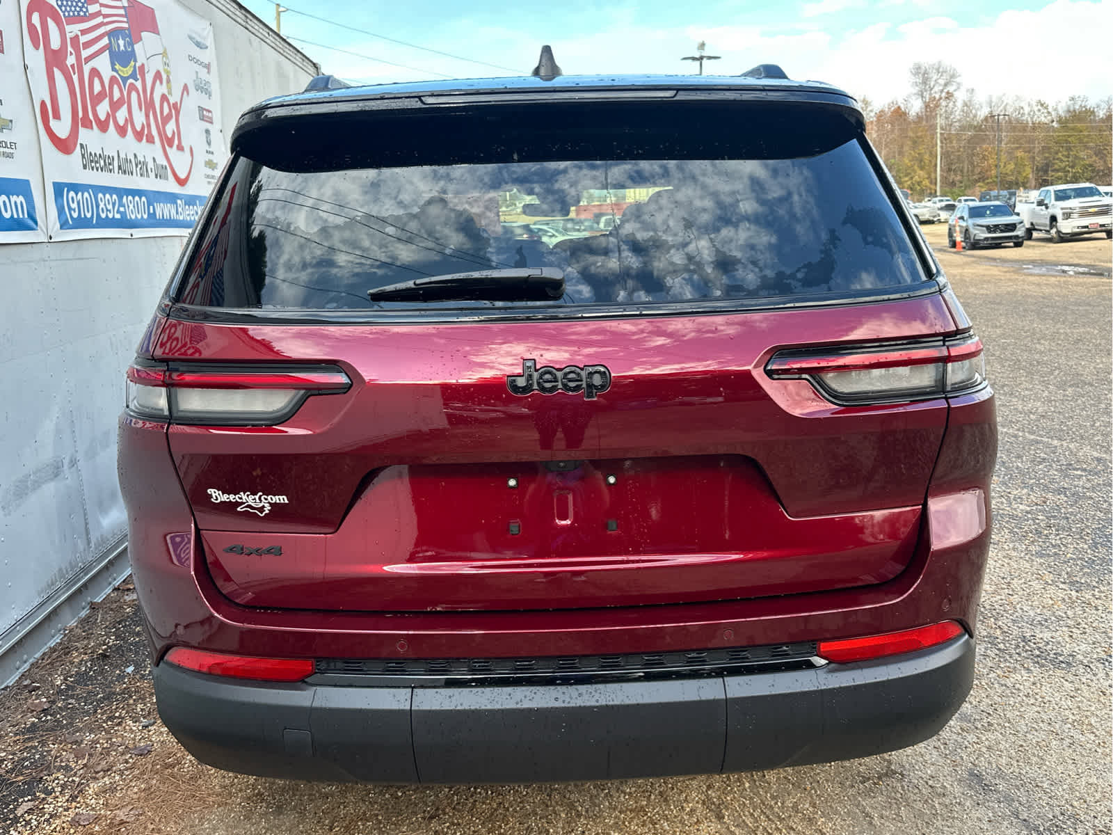 New 2025 Jeep Grand Cherokee L Limited w/ Trailer Tow Package AWD/4WD image 4