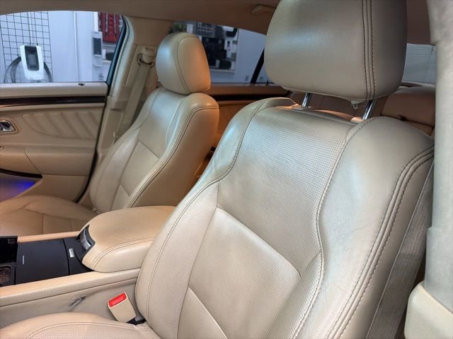 Used 2015 Ford Taurus Limited image 16