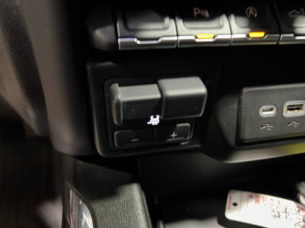Used 2021 Chevrolet Silverado 1500 LT Trail Boss w/ Convenience Package II AWD/4WD image 30