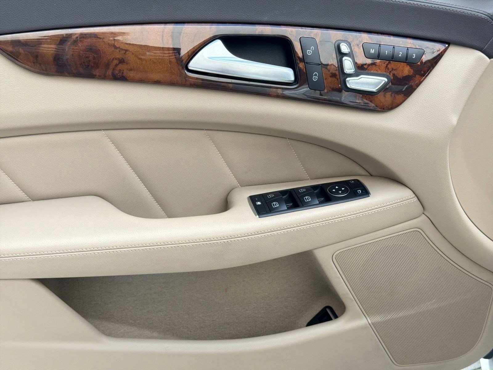 Used 2014 Mercedes-Benz CLS 550 4MATIC image 12