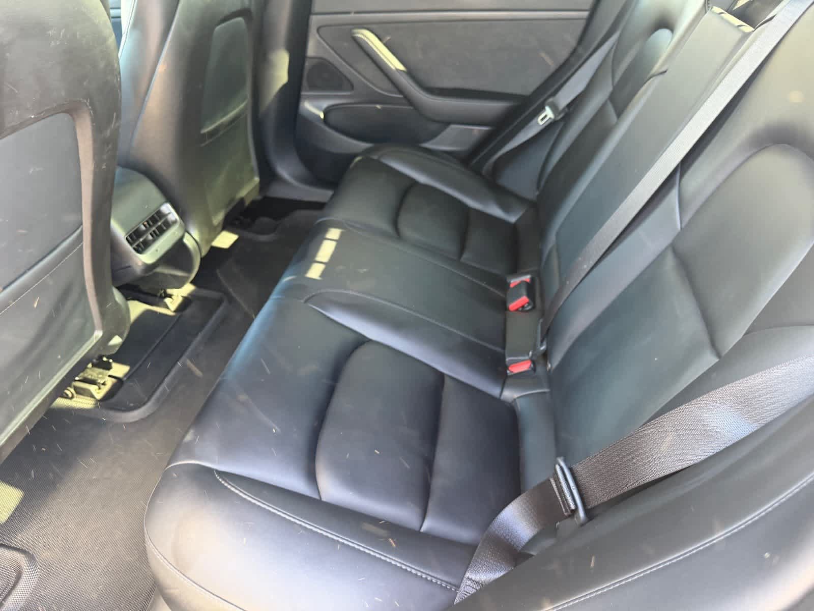 Used 2020 Tesla Model 3 Standard Range Plus RWD image 14