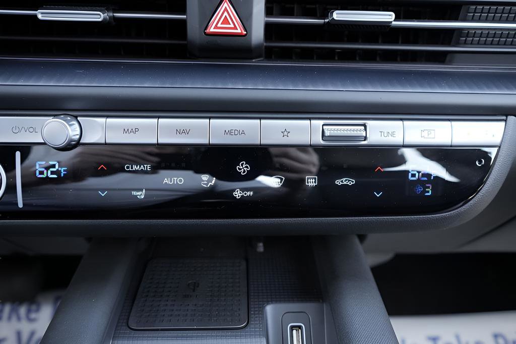 Used 2024 Hyundai Ioniq 6 SEL AWD/4WD image 34