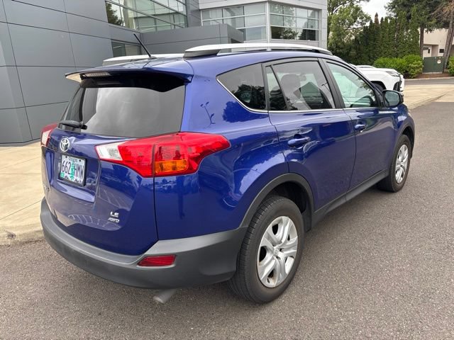 Used 2015 Toyota RAV4 LE AWD/4WD image 5