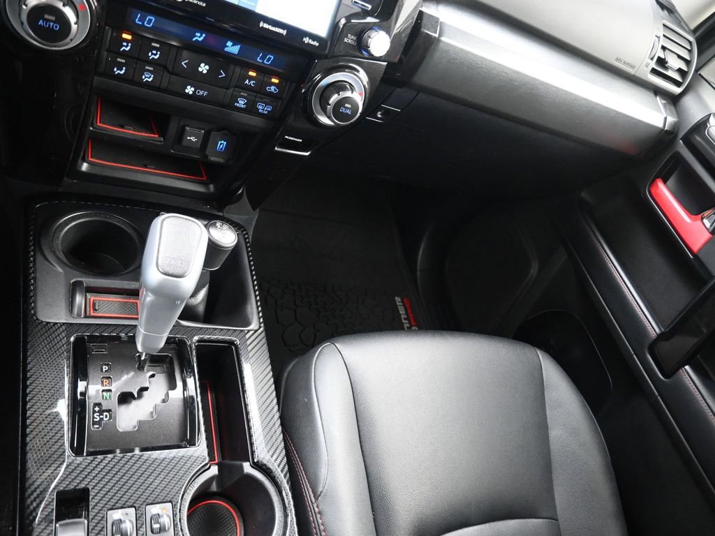 Used 2022 Toyota 4Runner TRD Pro AWD/4WD image 9
