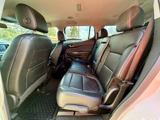 Used 2020 GMC Acadia SLT AWD/4WD image 16