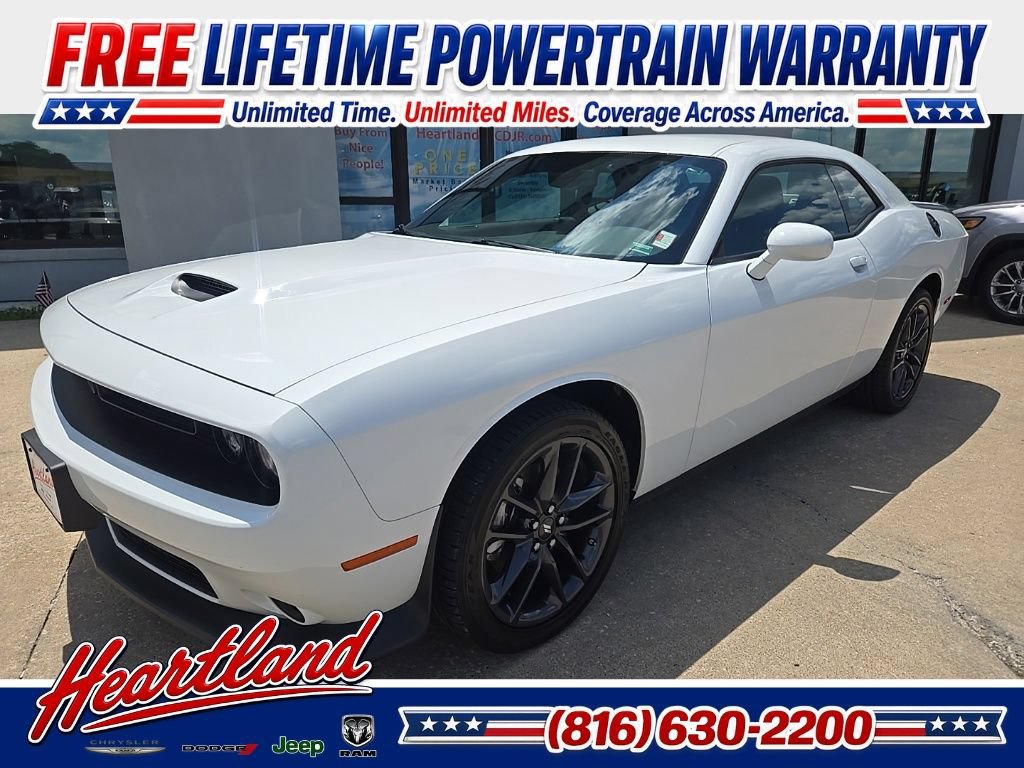 Used 2022 Dodge Challenger GT w/ Blacktop Package AWD/4WD image 3