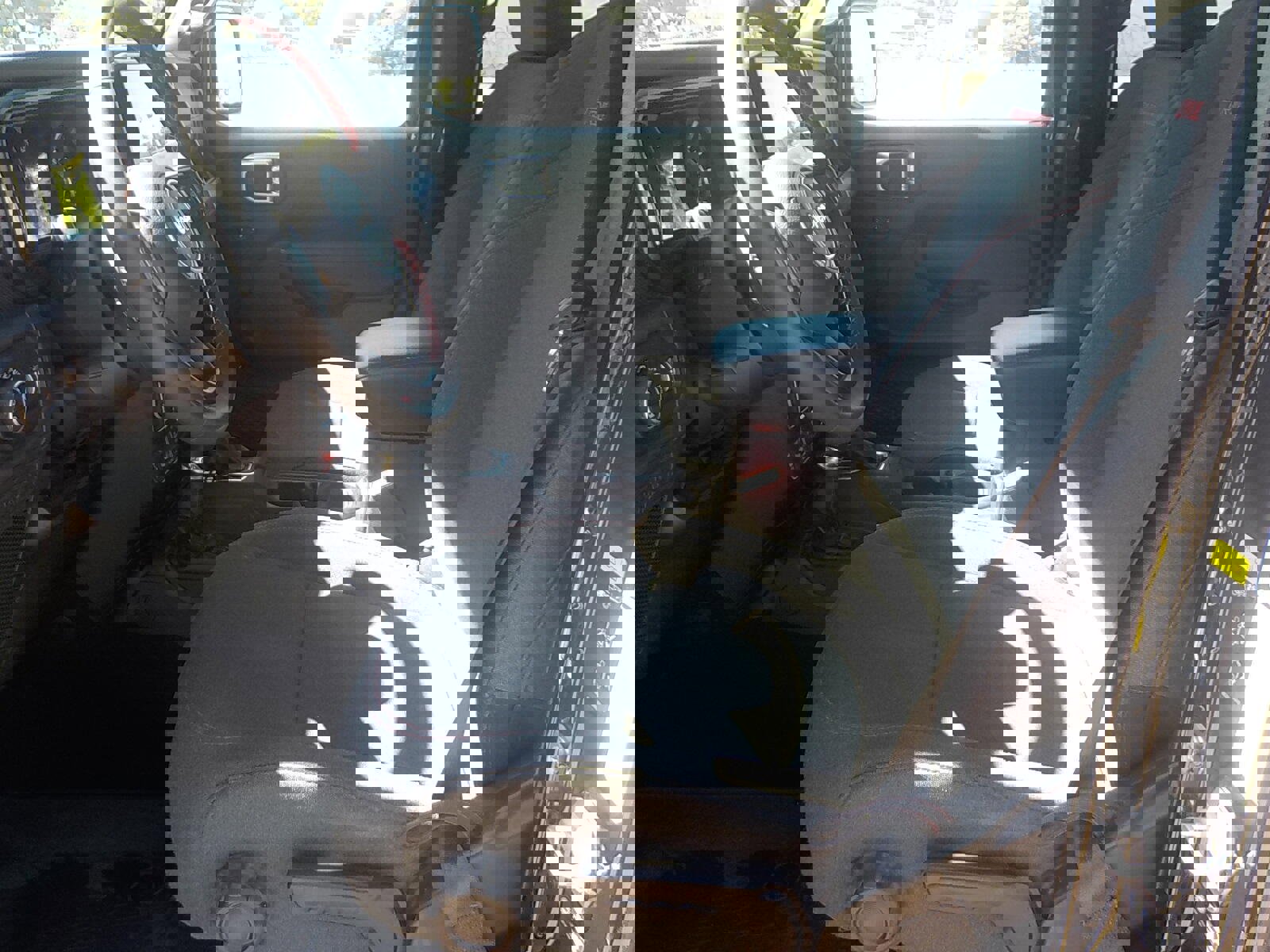 Used 2024 Jeep Gladiator Rubicon w/ Steel Bumper Group image 18