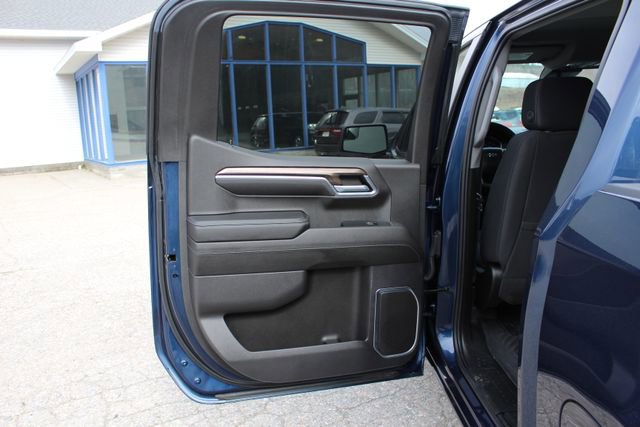Used 2023 Chevrolet Silverado 1500 RST image 39