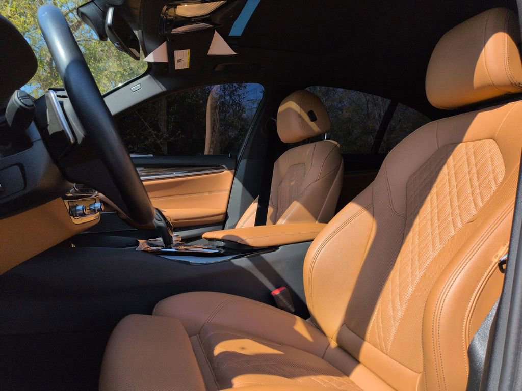 Used 2023 BMW 540i 540i w/ Premium Package image 9