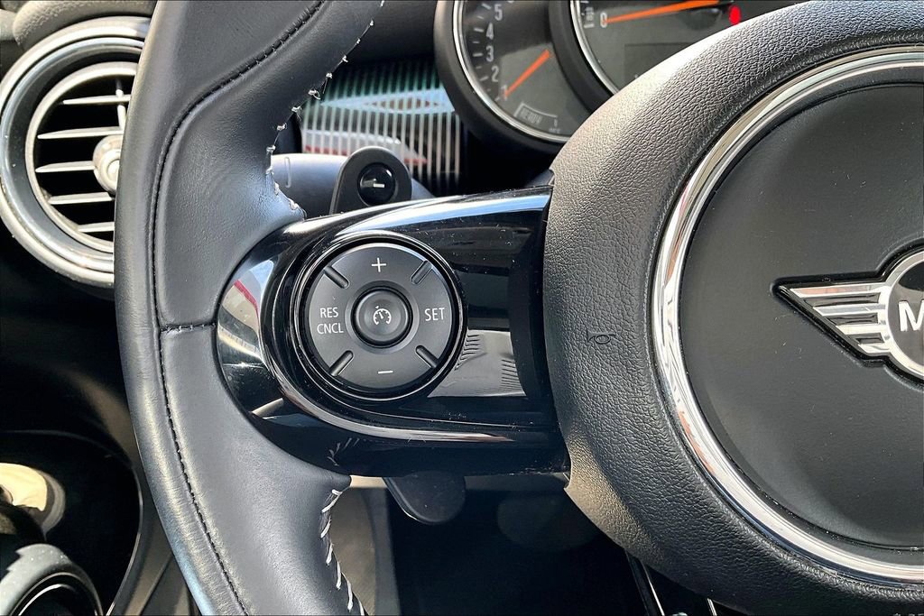 Used 2019 MINI Cooper S image 11