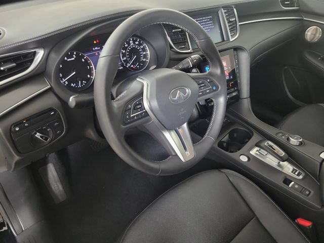 Certified 2025 INFINITI QX50 Luxe AWD/4WD image 21