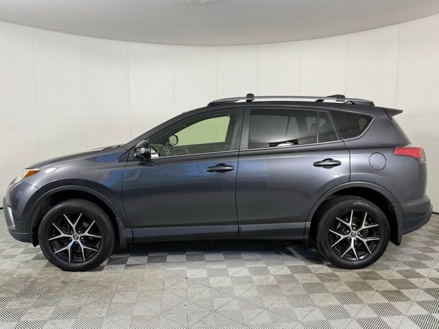 Used 2018 Toyota RAV4 SE w/ Power Extra Value Package AWD/4WD image 6