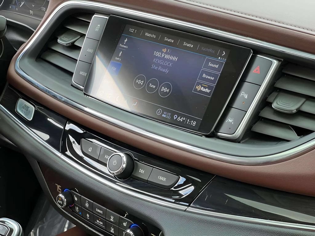Used 2021 Buick Enclave Avenir w/ Avenir Technology Package AWD/4WD image 33