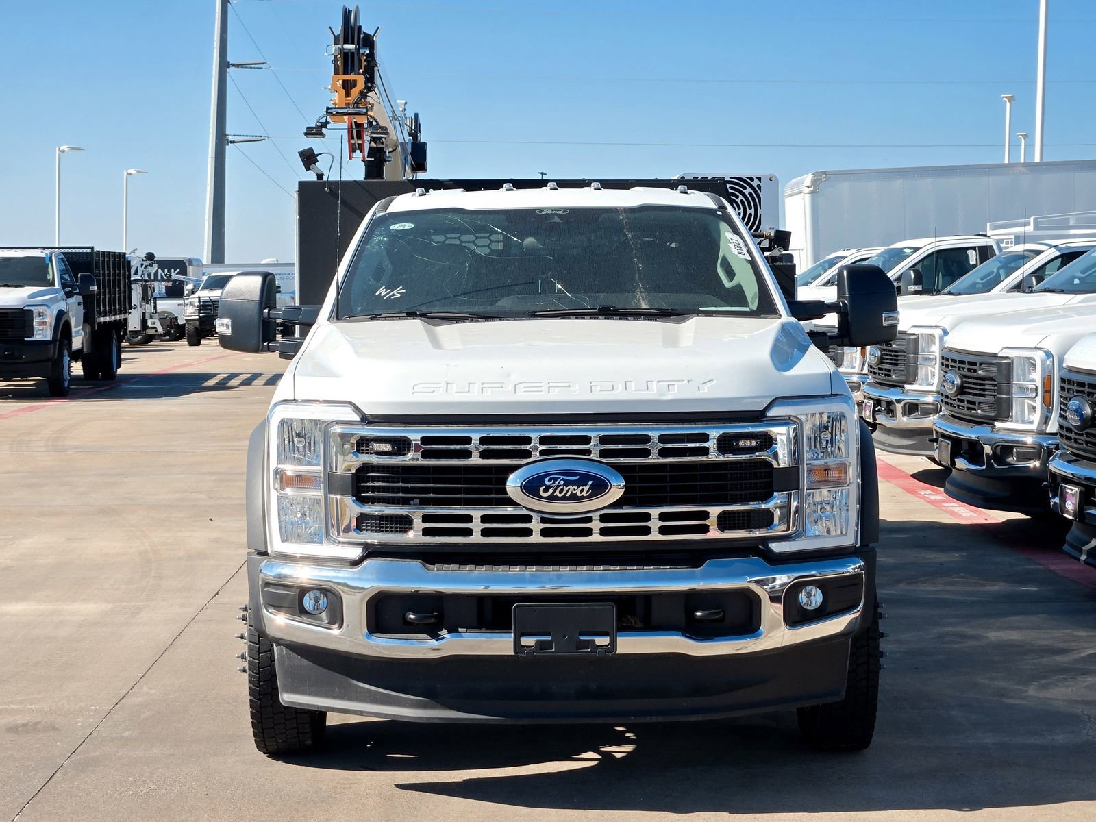 New 2025 Ford F550 4x4 SuperCab Super Duty image 8
