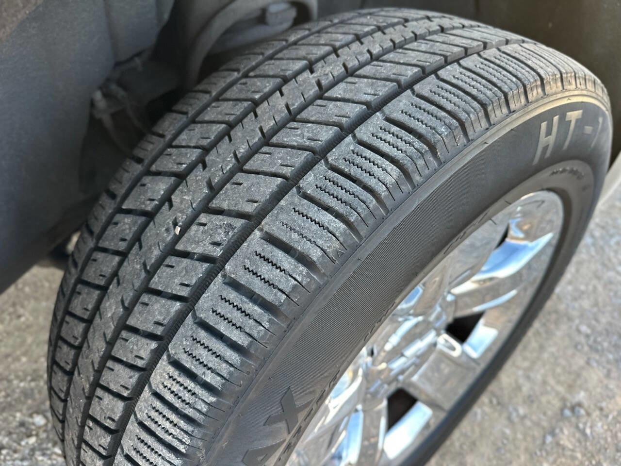 Used 2015 Chevrolet Silverado 1500 LTZ Z71 w/ Custom Sport Edition image 31