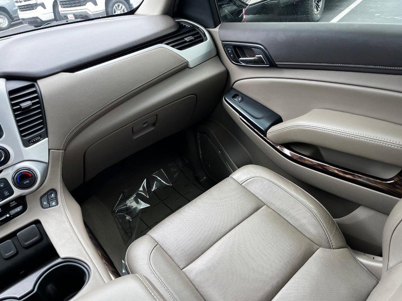 Used 2019 GMC Yukon SLT w/ Premium Edition image 16