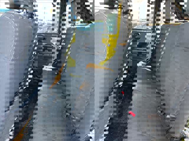 Used 2010 Jeep Wrangler Mountain image 13