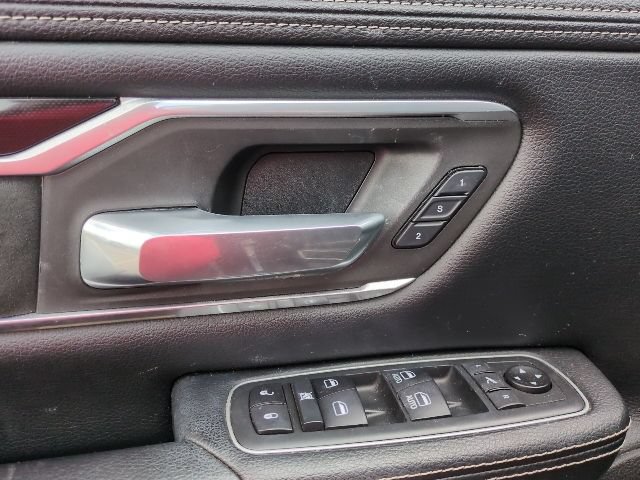 Used 2020 RAM 1500 Laramie w/ Sport Appearance Package AWD/4WD image 14