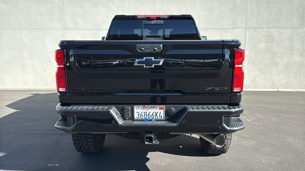 Used 2026 Chevrolet Silverado 2500 ZR2 w/ LPO, Dark Essentials Package image 3