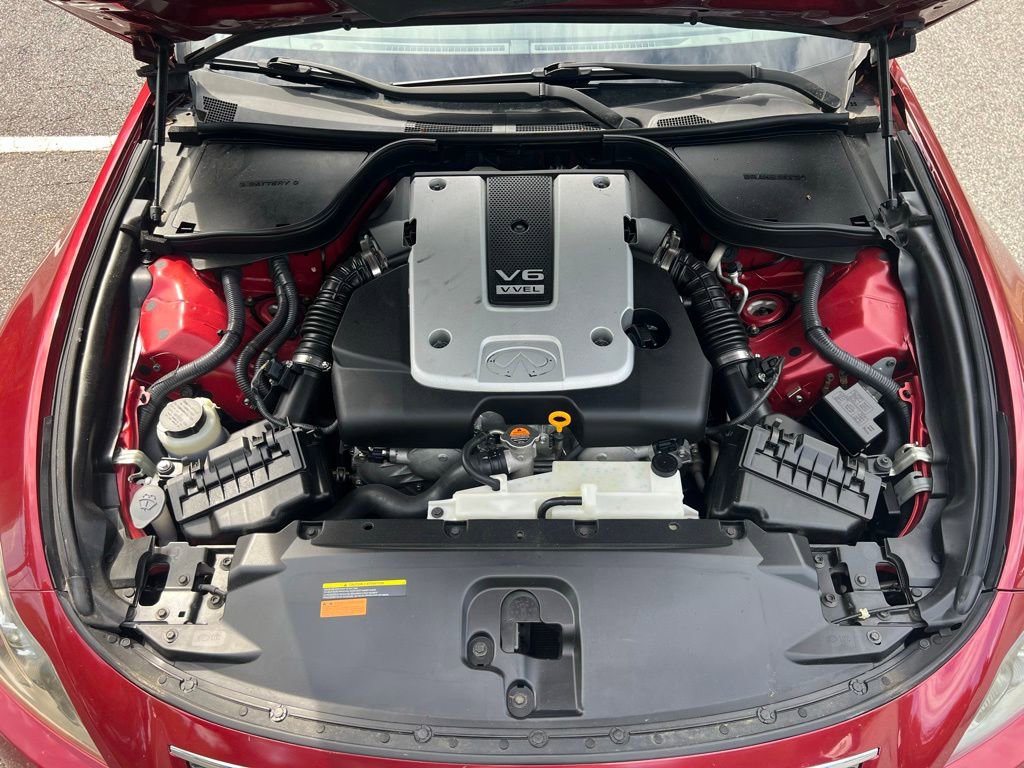 Used 2014 INFINITI Q60 Convertible w/ Premium Package RWD image 23