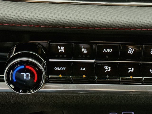 New 2027 Chevrolet Equinox RS w/ Convenience Package III FWD image 21