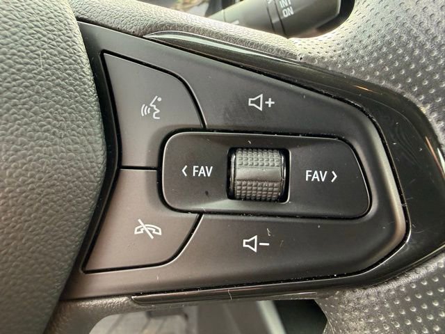 Used 2024 Chevrolet Trax LS w/ LS Convenience Package image 16