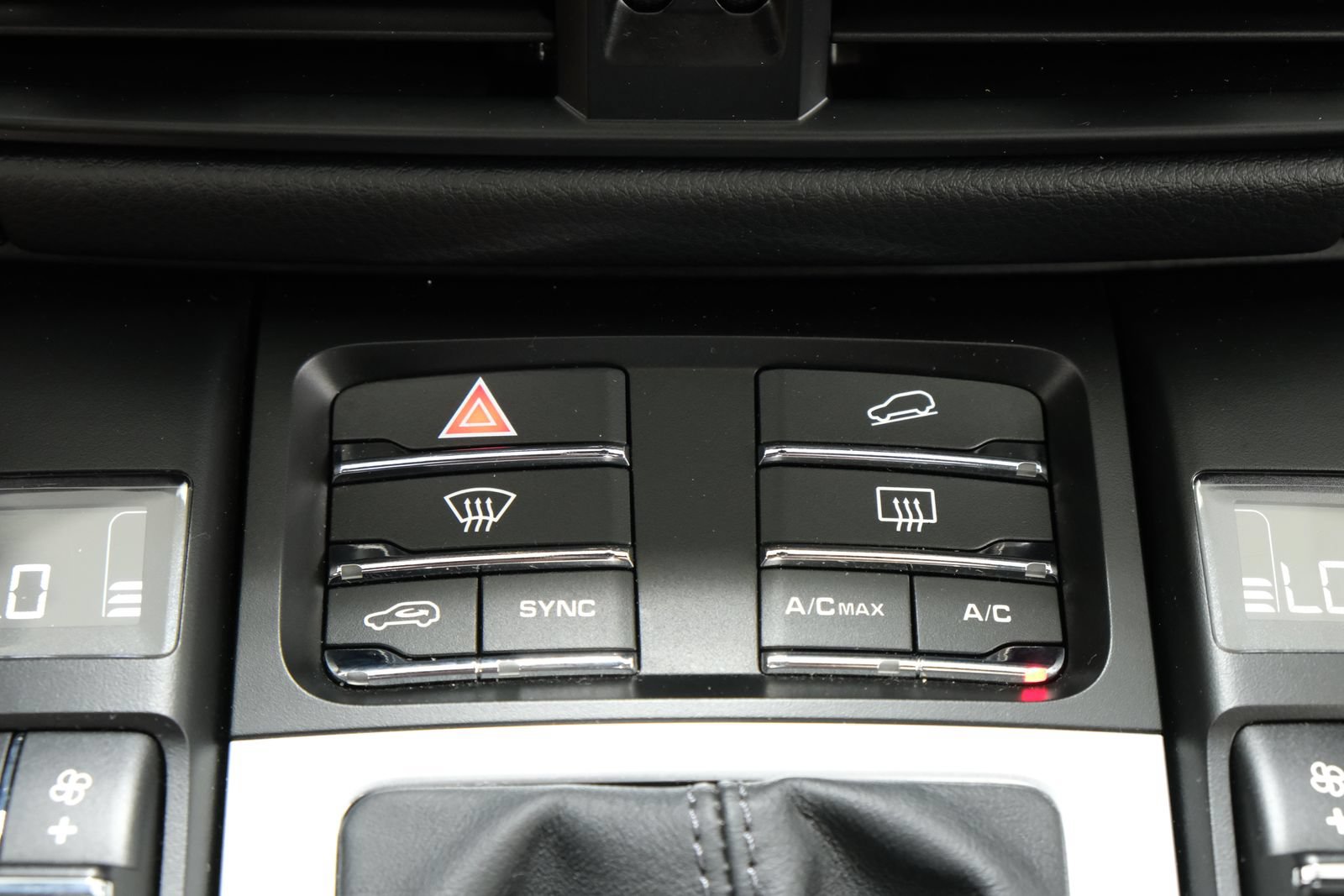 Used 2021 Porsche Macan GTS AWD/4WD image 22