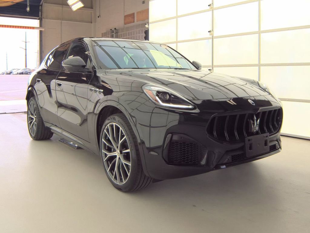Used 2023 Maserati Grecale Modena image 1